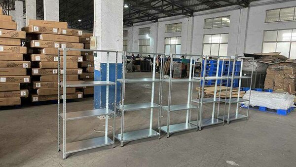 ÉTAGÈRE INOXYDABLE 4 NIVEAUX