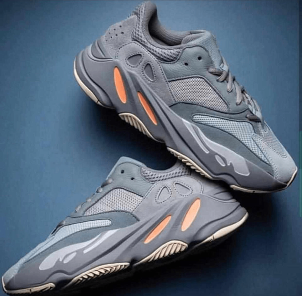 Adidas Yeezy Boost 700