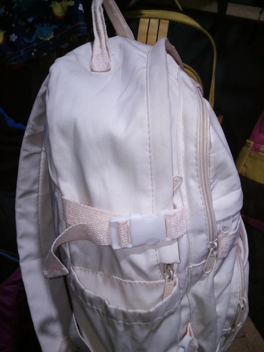 Sac à dos blanc élégant