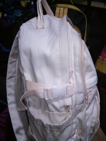 Sac à dos blanc élégant