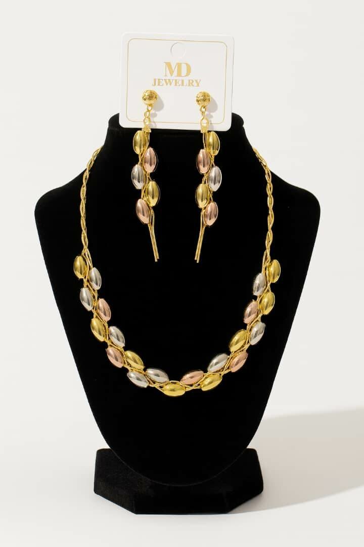 Ensemble Collier et Boucles dorées