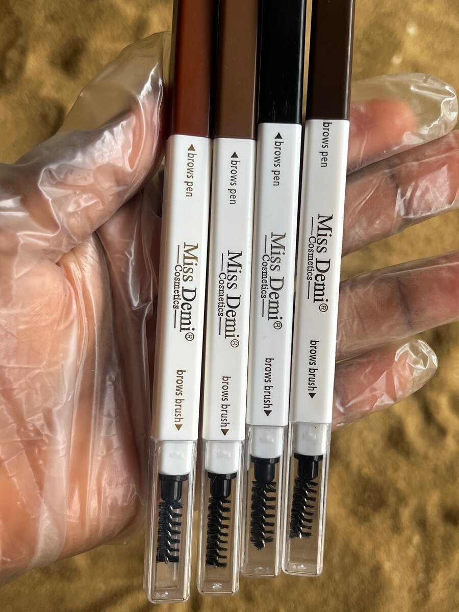 Crayons à sourcils Miss Demi