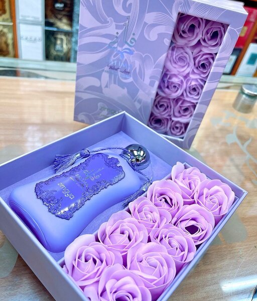 Zimaya Fatima velvet love