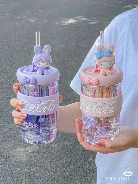 Gourde mignon avec paille