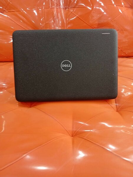 Laptop Dell Inspiron 11.6"