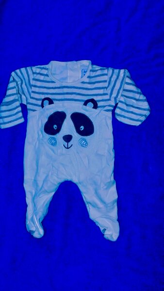 Grenouillère, barboteuses, bavoirs, chapeau ,salopette,polo,