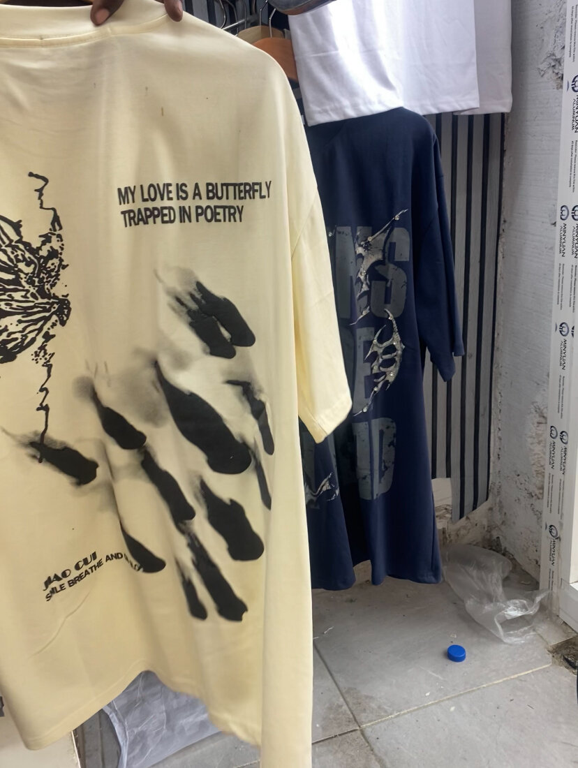 T-shirt graphique unisexe