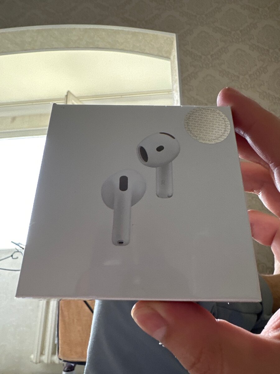 Airpods 4