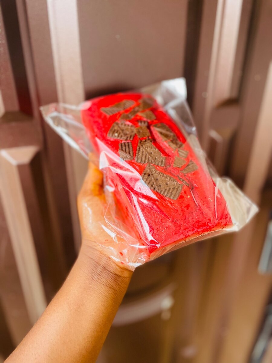 Red velvet loaf cake