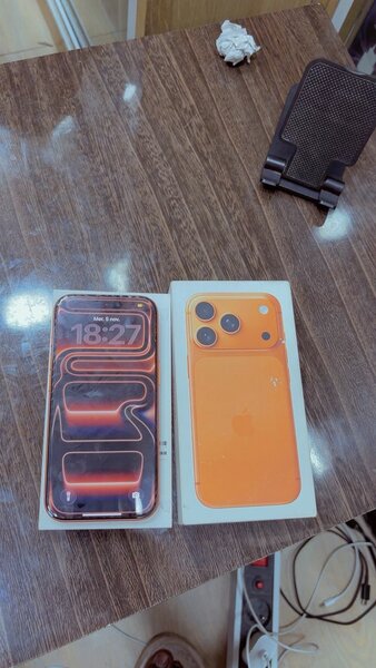 iPhone 17 pro 256 Gb avec cart