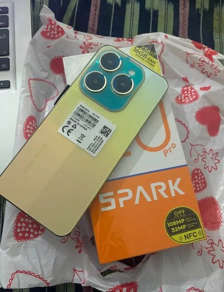 Smartphone TECNO SPARK 20 Pro