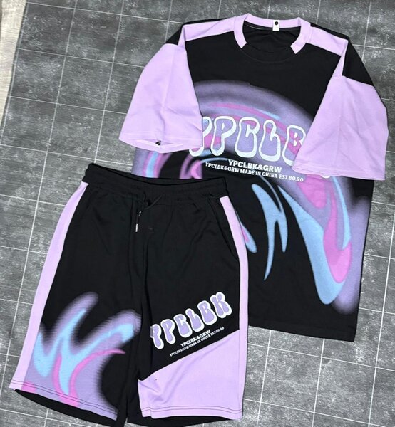 Ensemble sportswear graphique