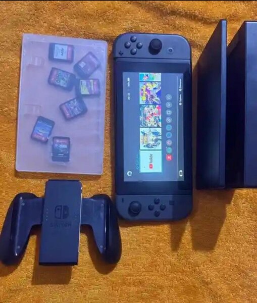 Console Nintendo Switch avec jeux