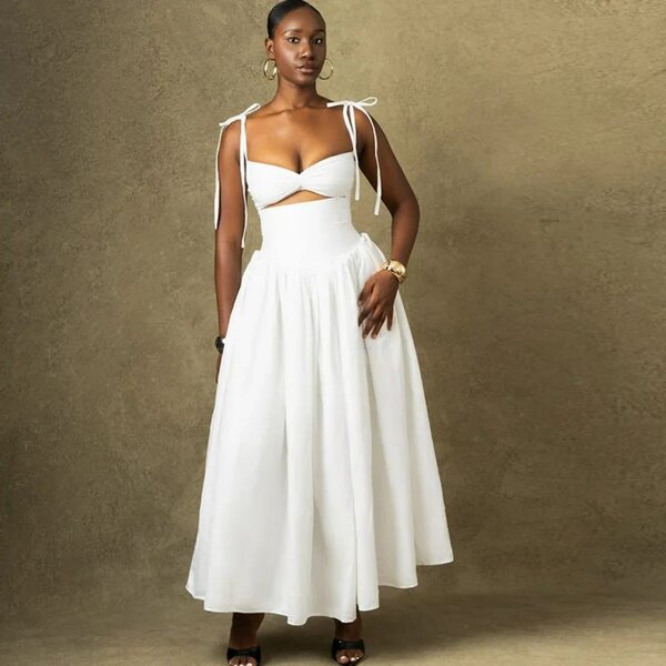 Robe longue blanche élégante