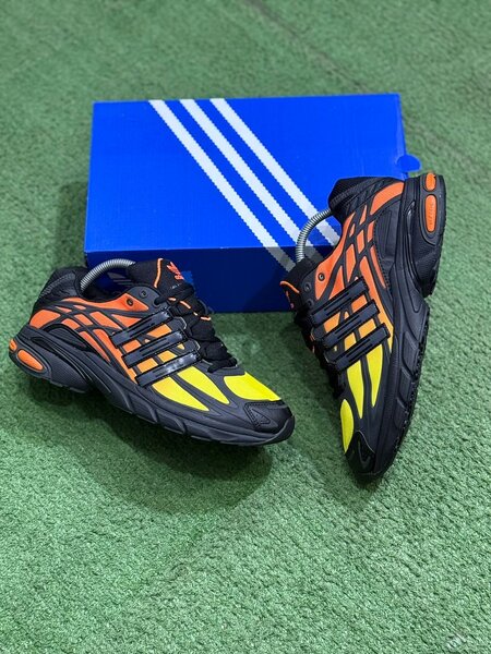 Tennis adidas authentique