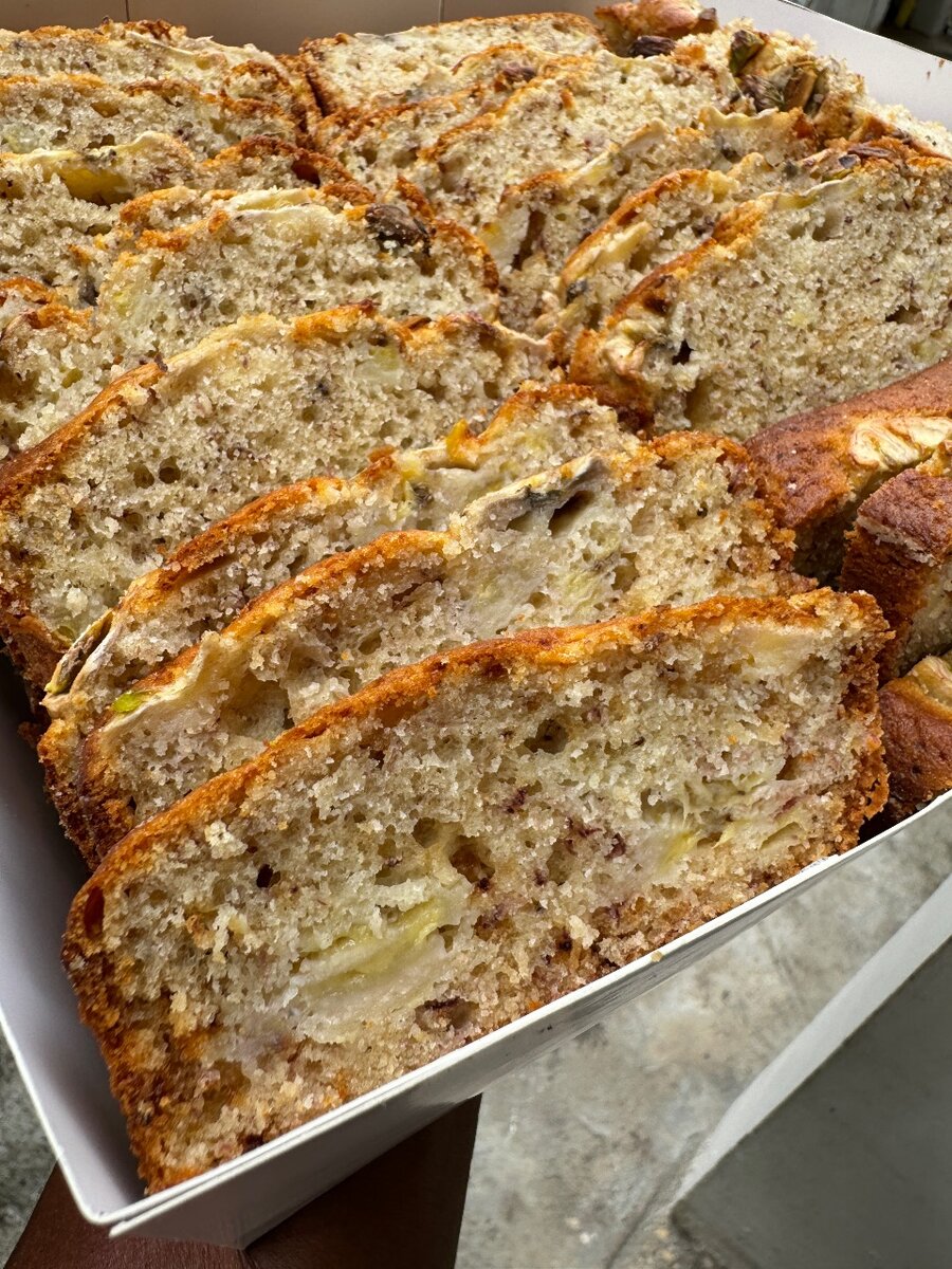 Banana bread (full loaf)