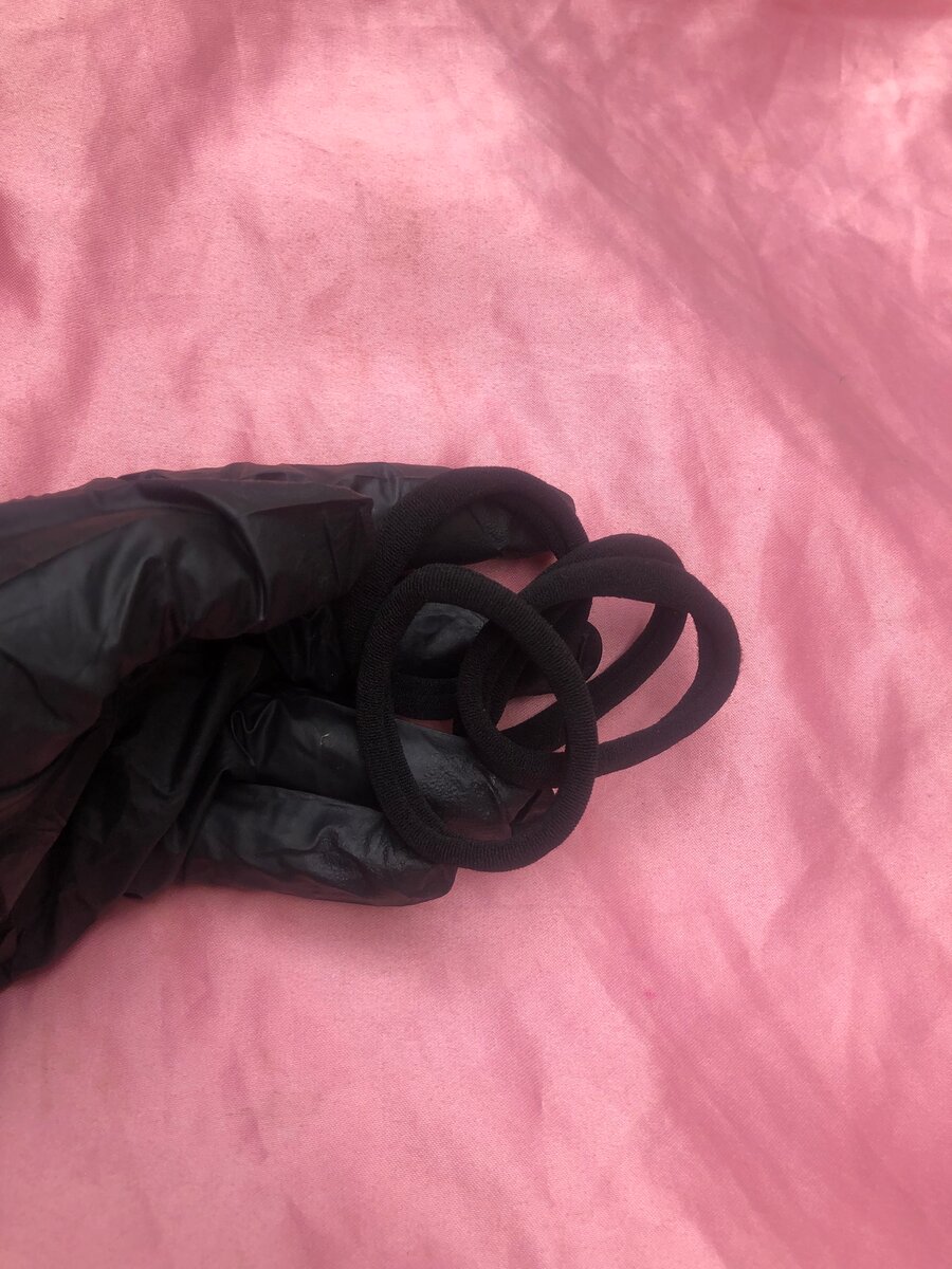 Élastiques à cheveux noirs