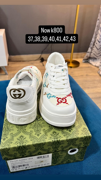 sneakers with white gucci logos
