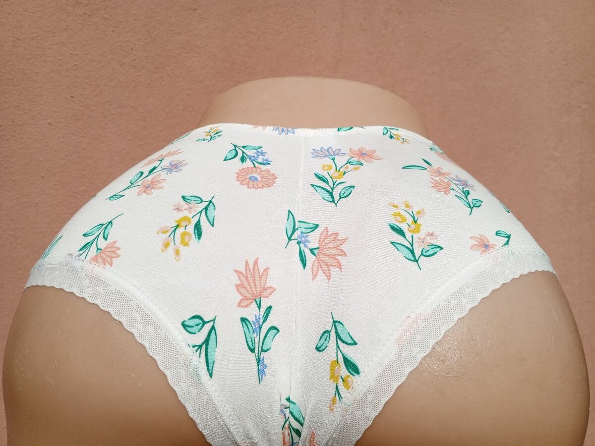 Culottes à fleurs confortables