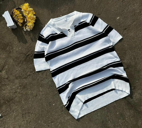 Polo rayé blanc et noir
