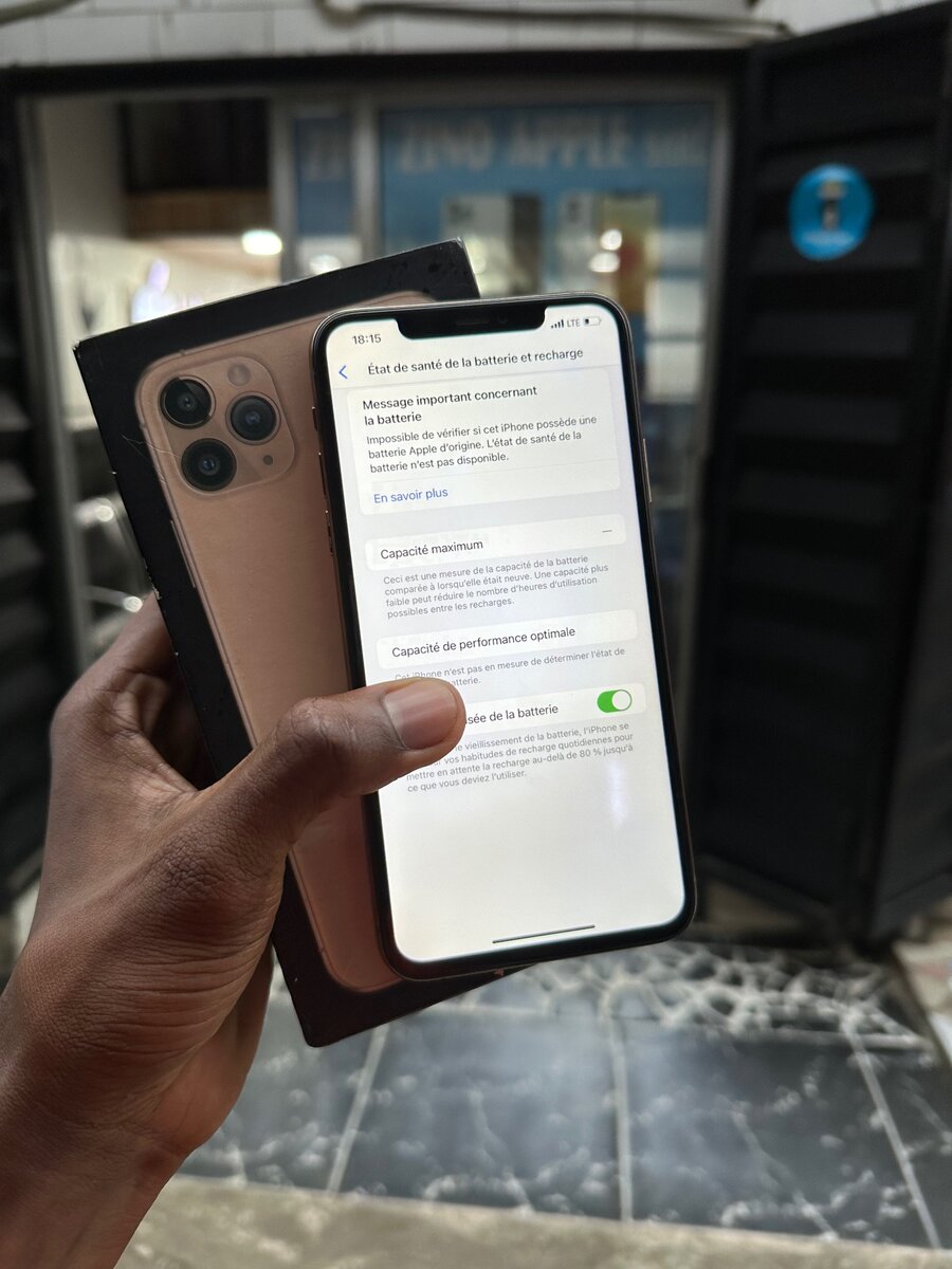 iPhone 11 Pro max 64go