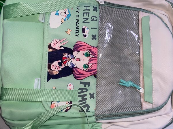 Sac à dos animé vert