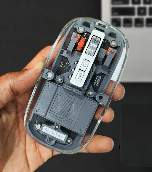 Souris optique transparente