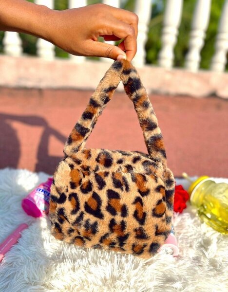 Sacs fourrure léopard chic