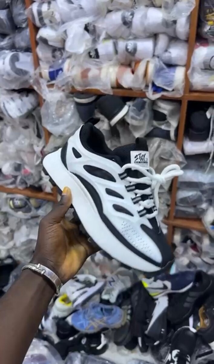 Baskets légères homme