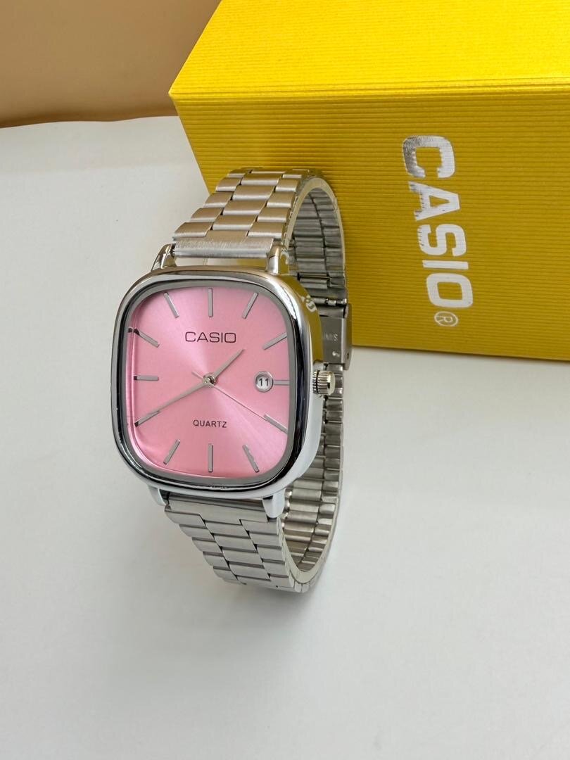 Montre femme Casio métal argenté
