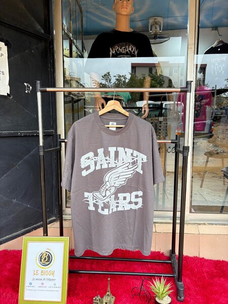 T-shirt "Saint Tears" gris