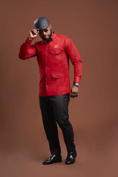 Chemise rouge élégante pour homme