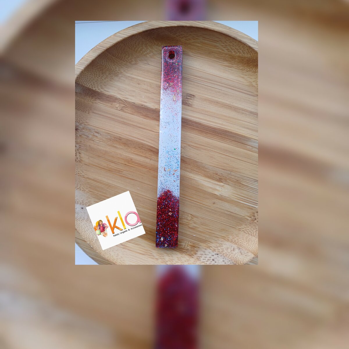 Marque-pages en résine pailletée