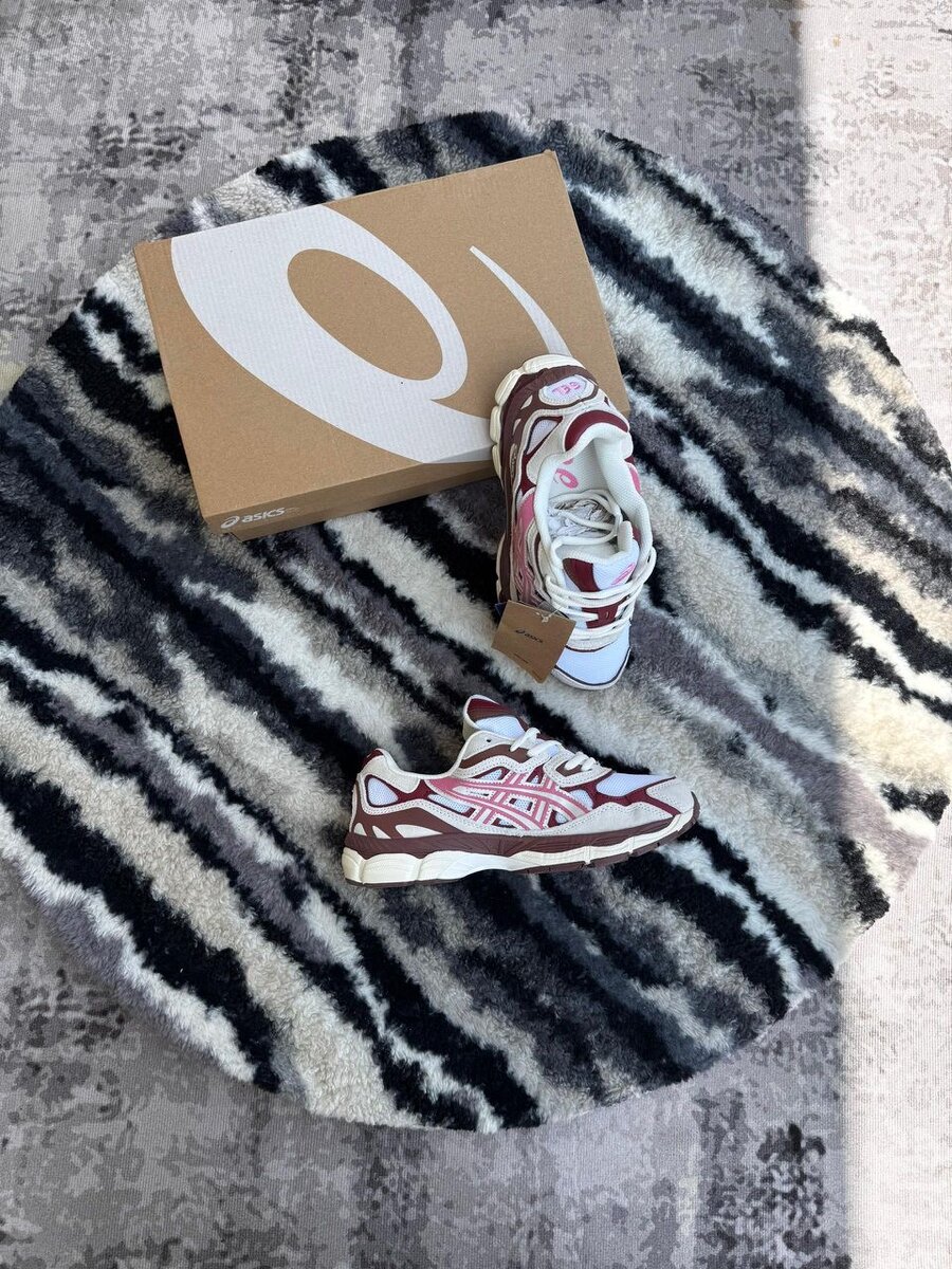 Asics NYC Marron beige