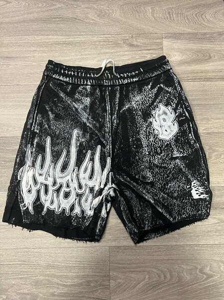 Shorts unisex avec motif flamme