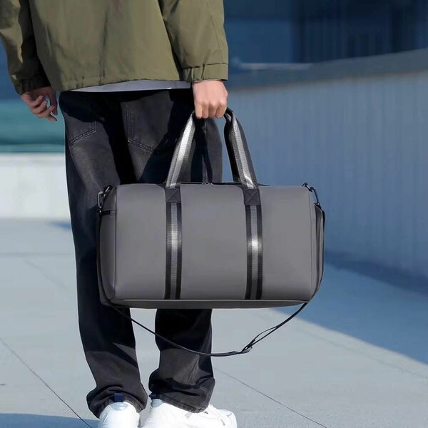 Sac de voyage en cuir élégant