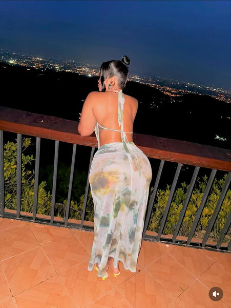 Elegant Tie-Dye Maxi Dress