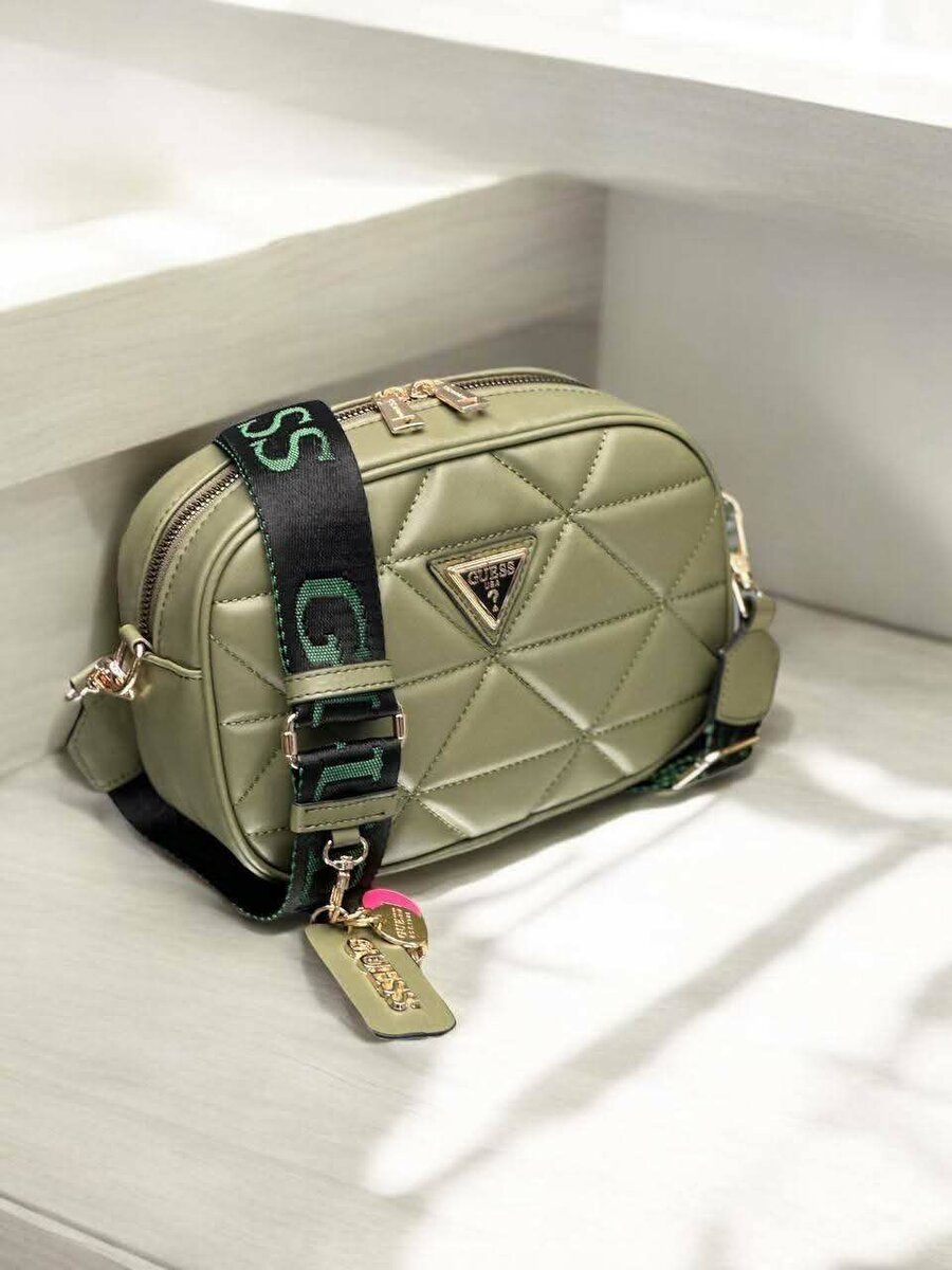 Ladies handheld bags