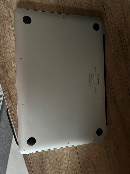Apple macbook pro 13 inch