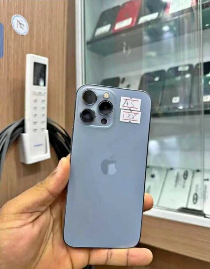 iPhone 15 Pro Max Bleu