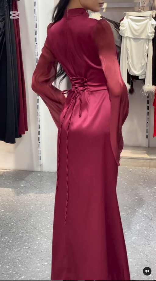 платье в длине макси