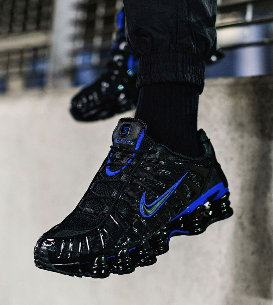 Nike shox TL  dans carton