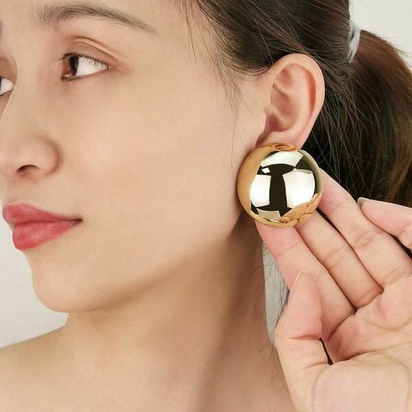 Boucle d'oreille