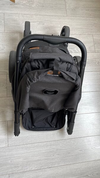 Коляска от фирмы TEKNUM