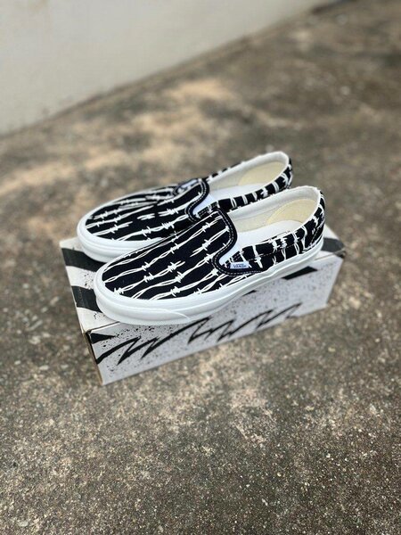 Vans Slip-On Noir Graphique