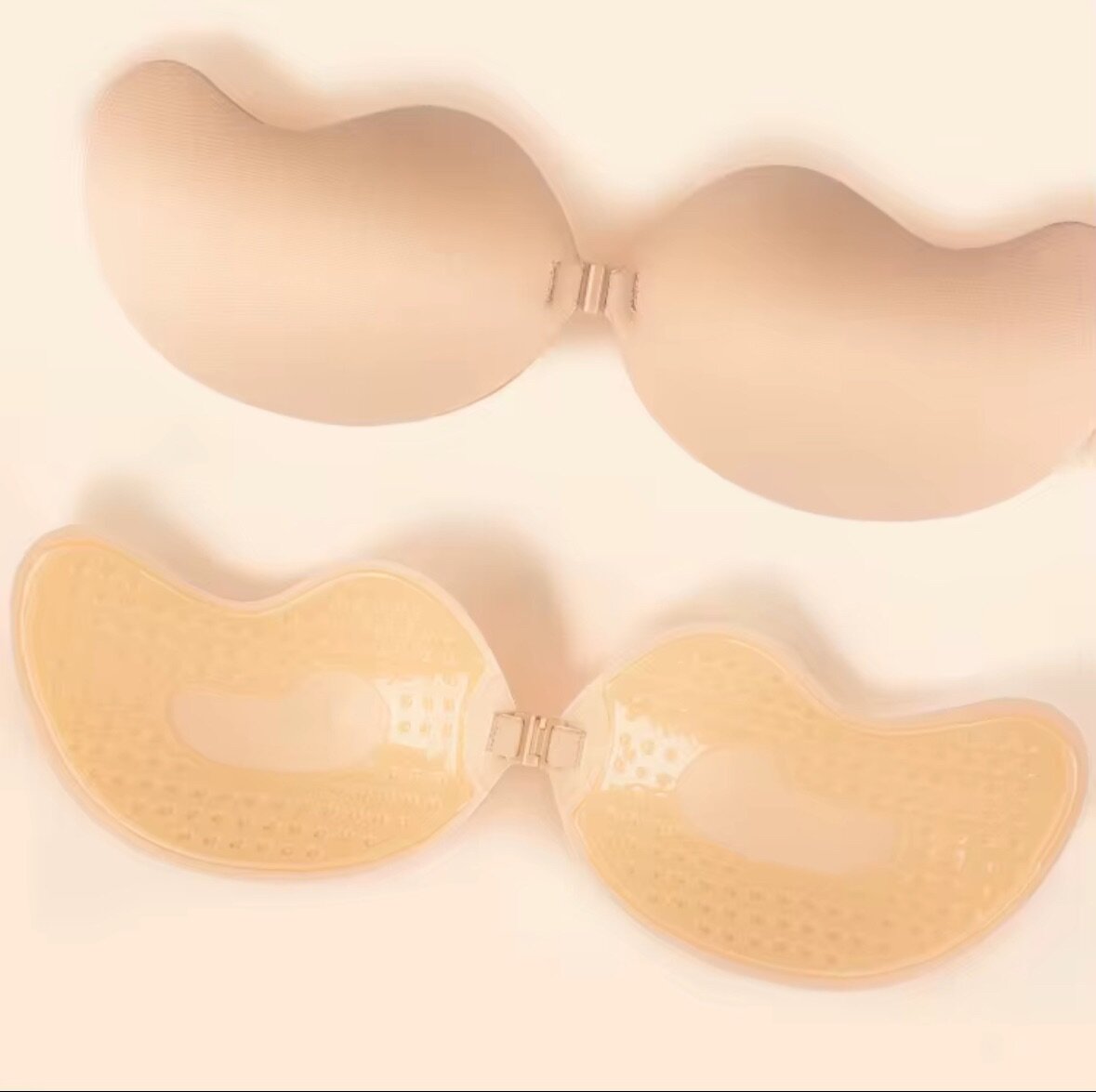 Soutien-gorge adhésif invisible