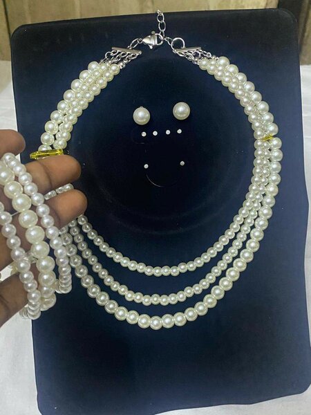 Parure perles élégante