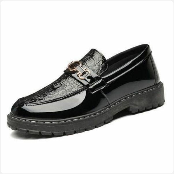 Mocassins noirs en cuir brillant
