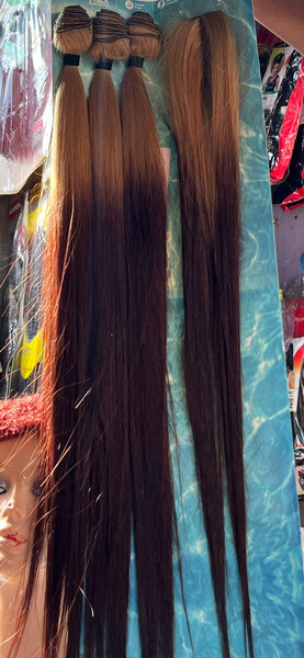 Extensions cheveux longs lisses