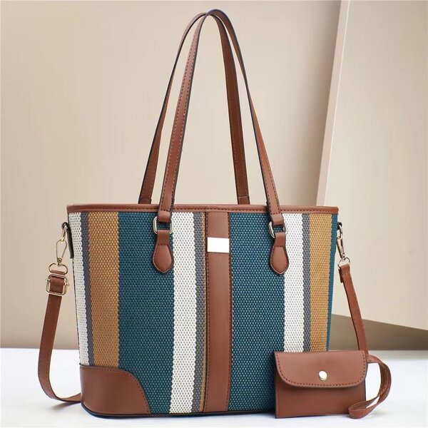 Sac fourre-tout rayé élégant